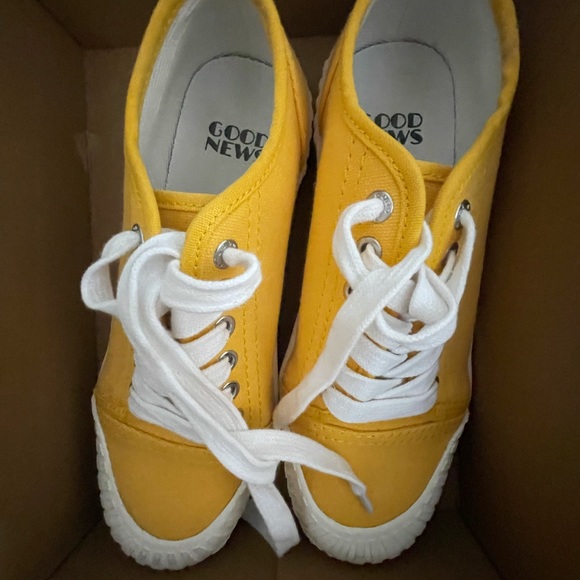 Good News Bright Yellow Sneakers - Picture 2 of 8